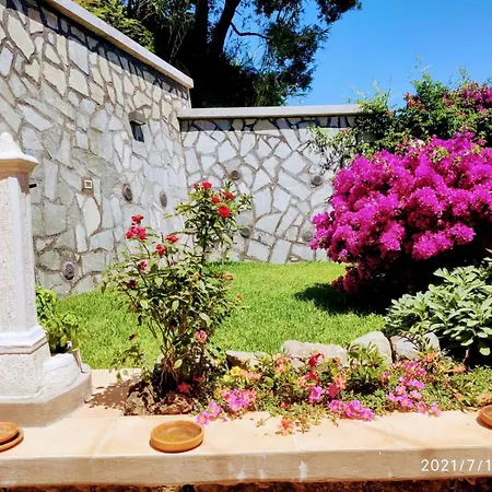 Bianca Un Angolo Di Paradiso Barano dʼIschia