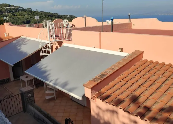 Bianca Un Angolo Di Paradiso Willa Ischia